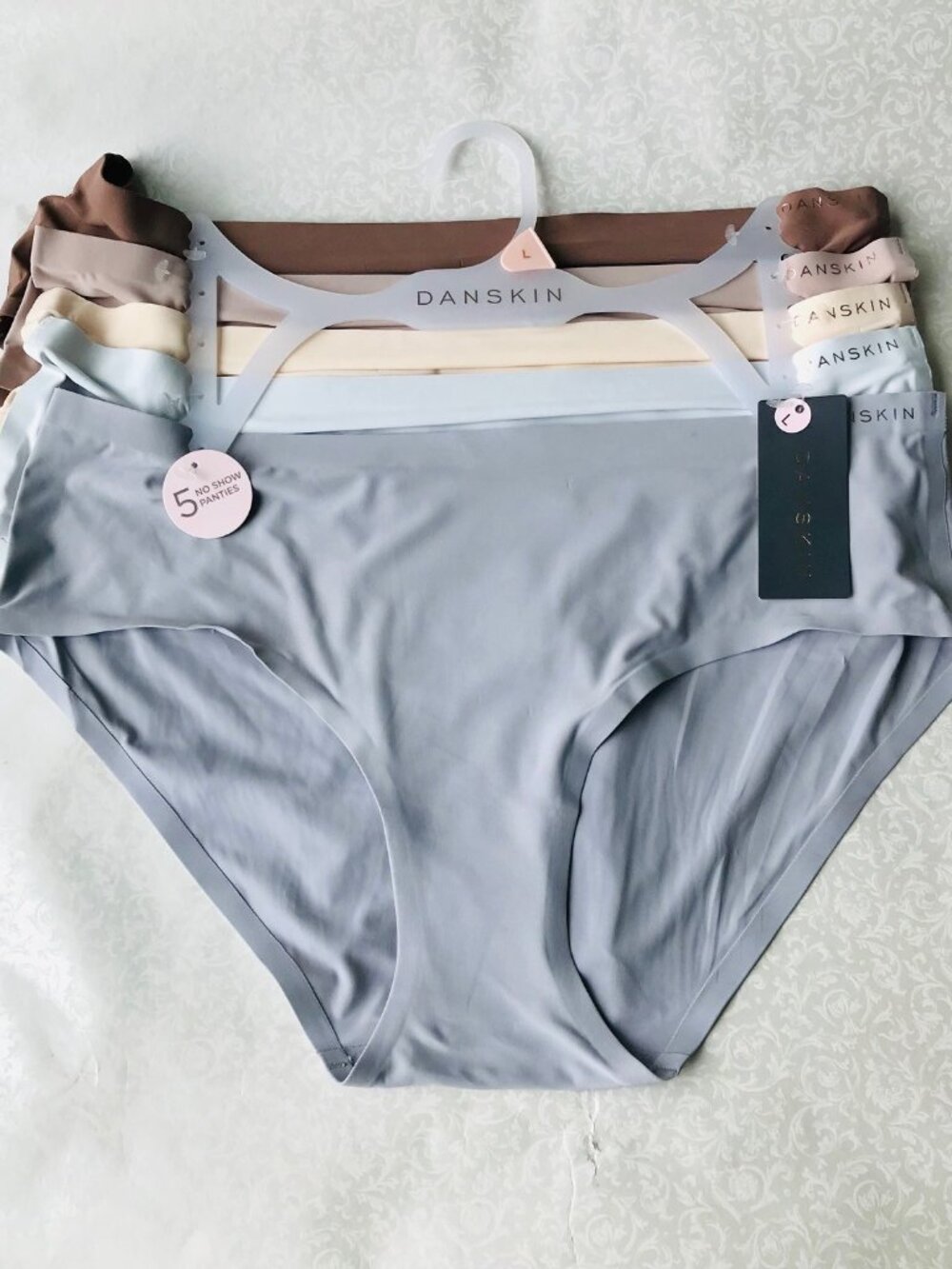 Danskin Intimates  No Show Panties  5 set  Size : L